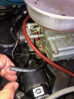 disconnectedhoseoncarb.jpg