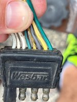 Plug 2.jpg